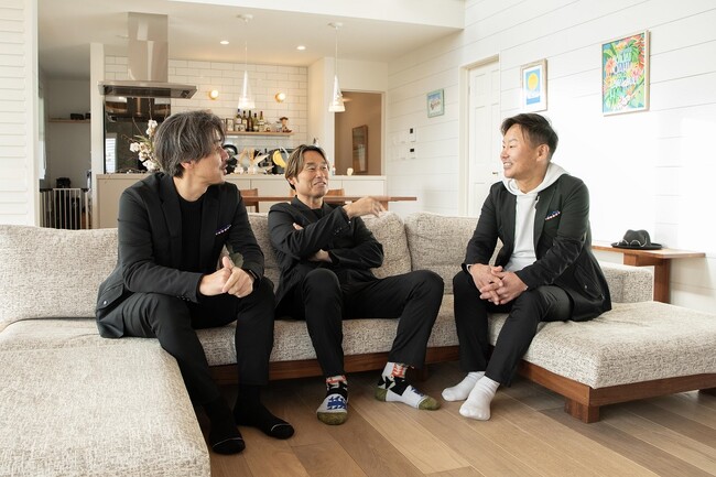 「カリフォルニア工務店」と作業着スーツ発祥「WWS」がコラボ！住宅デザイン・設計士のための「クラフトマンスーツ」を開発