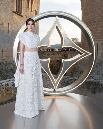 【ルイ・ヴィトン】中条あやみ、シン・ミナらが新作ハイジュエリーコレクション発表イベントに参加