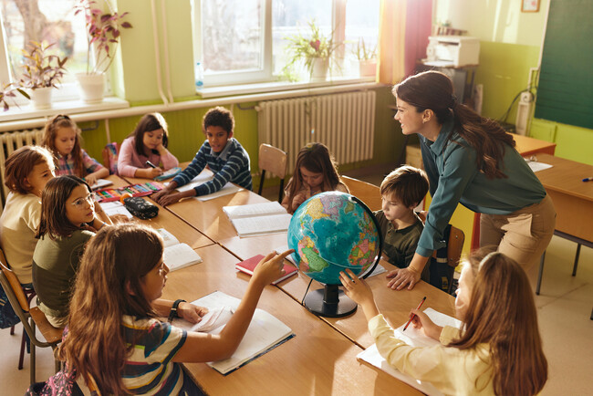 「おさるの森」が日本語学校を開校！海外子ども向け、“ことばで自分を愛する学び”始動