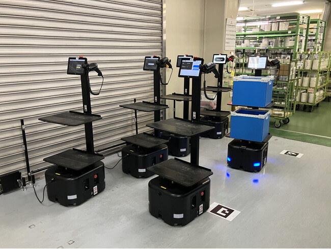 ラピュタロボティクスのピッキングアシストロボット「ラピュタPA-AMR」、パナソニック インダストリー株式会社の森田物流倉庫に導入