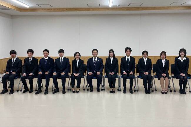2025 年度新入社員10 名入社　古民家をリノベーションしてシェアハウスへ受け入れ