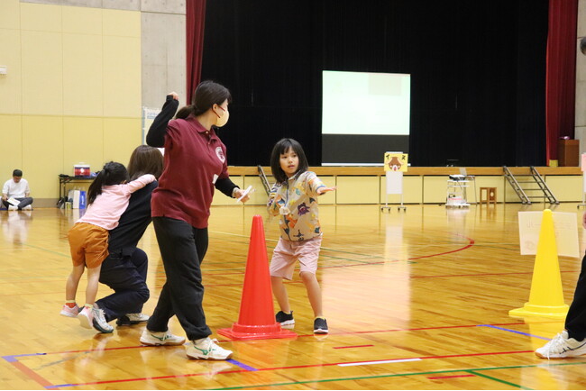 公開講座「ミライキッズ体力測定＆親子ふれあい遊び」を開催しました