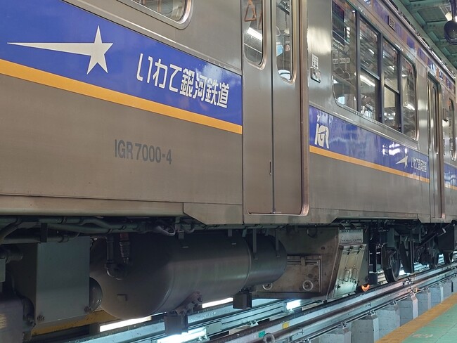 第三セクター初！ＩＧＲ所有の車両への線路設備モニタリング装置の導入について