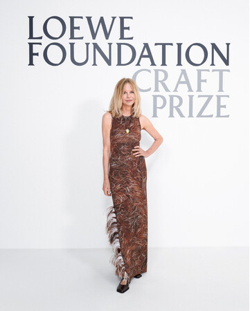 LOEWE FOUNDATION Craft Prize 2025の授賞式にメグ・ライアンらゲストが来場