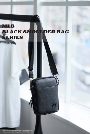 MLBより、ショルダーバッグが新発売!
