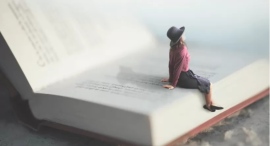 第10回「斎藤茂太 旅の文学賞」を、橋本倫史『観光地ぶらり』に決定！旅のさまざまな魅力を読者に伝える優れた書籍を選出した第7回「旅の良書」も発表