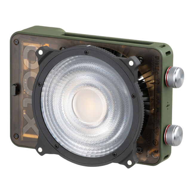 再設計されたZHIYUN史上最薄の100W RGBフルカラー ポータブルCOBライト「ZHIYUN MOLUS X100RGB / X100RGB PRO」とアクセサリ3種