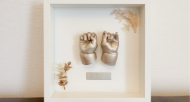 ママ達が涙した思い出のカタチ。赤ちゃんの「今」をカタチで残せる3D立体手形アート。Katatt(カタット)大阪上本町本店から限定ご予約キャンペーン開催