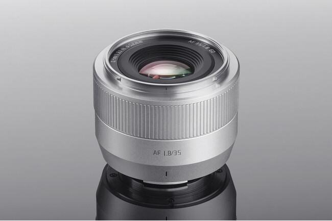 銘匠光学 TTArtisan AF 35mm f/1.8 II【シルバー】販売開始