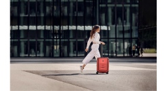 旅の準備は、「ビクトリノックス」の信頼できるトラベルケースからトラベルケース ポイントアップ キャンペーンを6月6日（金）から8月17日（日）まで開催