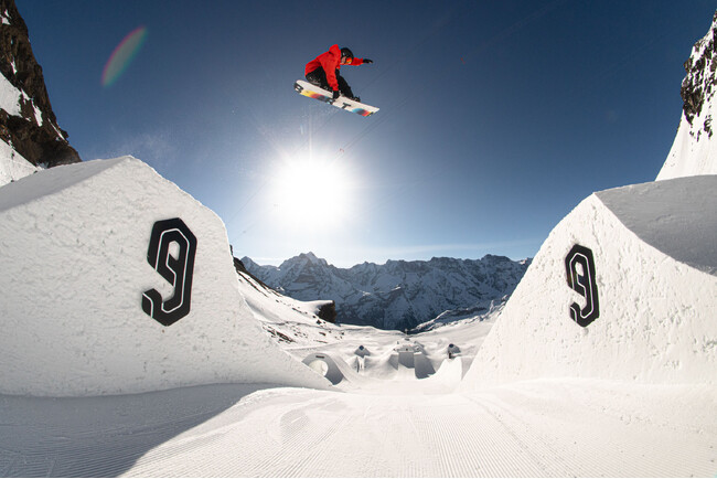 世界最高峰スノーイベント「Swatch Nines SNOW 2026/2028」日本・北海道開催へ向けて開催体制を正式発表