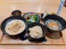 メインの定食プレート メインの定食プレート