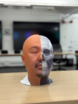 顔を0.02mm精度で再現した『3D Live Clone Face Model』プロトタイプ (発案者富田大介本人データによる精密再現)(1) 顔を0.02mm精度で再現した『3D Live Clone Face Model』プロトタイプ (発案者富田大介本人データによる精密再現)(1)