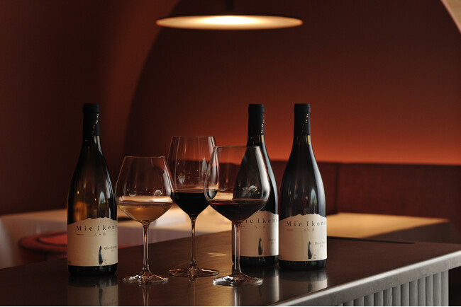 【リゾナーレ八ヶ岳】八ヶ岳で育まれた至高のワイン、ドメーヌ ミエ・イケノ「Mie Ikeno 2023 ミレジム」を宿泊者限定で販売｜販売開始日：2025年6月14日