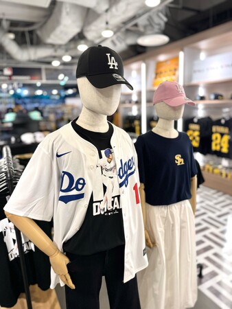 期間限定「MLB(TM) POP UP AREA」をHAWKS STOREで6/15(日)まで開催！