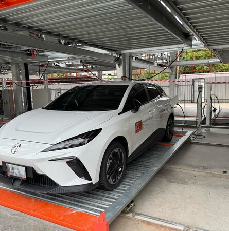 ジゴワッツ、タイ市場へ進出。EV充電器をタイの機械式駐車場に設置。