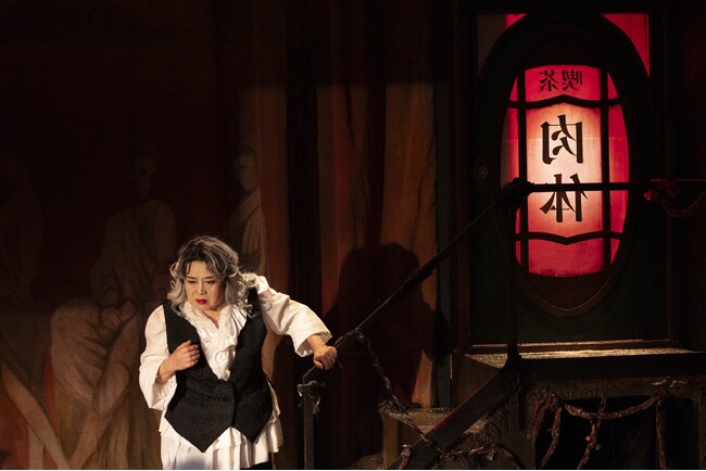 渡辺えりの新演出が光るオフィス3〇〇特別公演『少女仮面』開幕!!