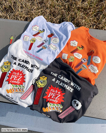 『PEZ』のキャラクターやロゴ刺繍がかわいいアクキー付きTシャツがAS KNOW AS plusから登場♪