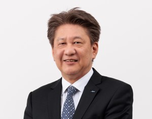 役員の異動について