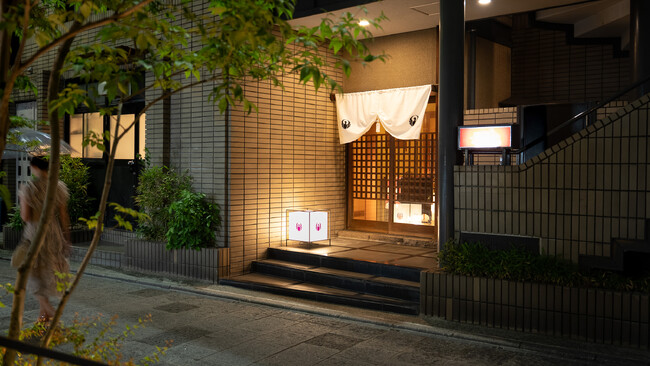 【あつらえる × bespoke。西中洲で愉しむ、唯一無二の空間】