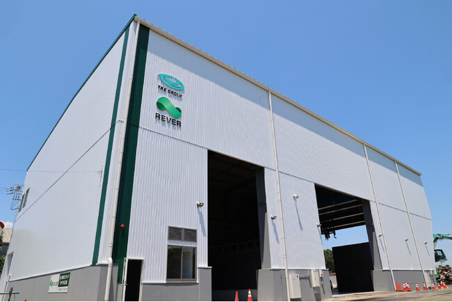 リバー株式会社 藤沢事業所 工場棟建替工事完了のお知らせ
