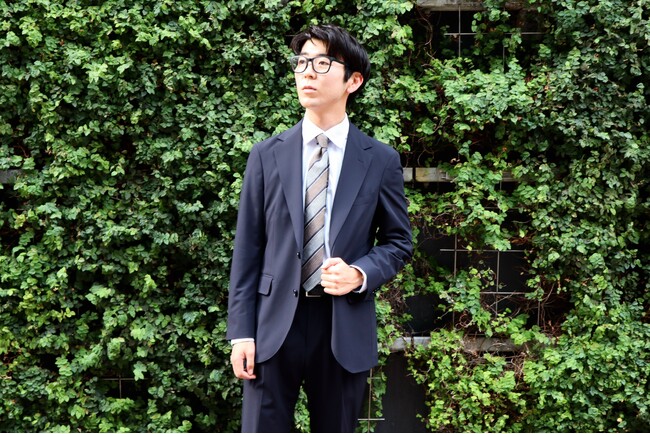 洋服の青山の最上級ブランド「ヒルトン」から究極の夏用スーツ「冷感・超ストレッチスーツ」誕生