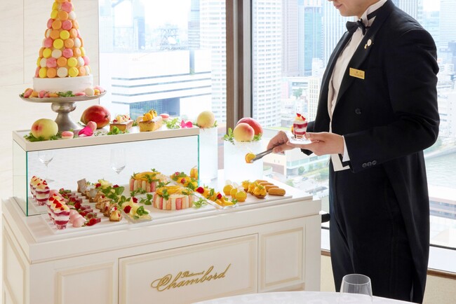 【リーガロイヤルホテル大阪】【1日1組限定】完全プライベート空間で楽しむ、“夏のご褒美”時間「アフタヌーンティーパーティ vol.2 ～Peach&Mango（ピーチ&マンゴー）～」