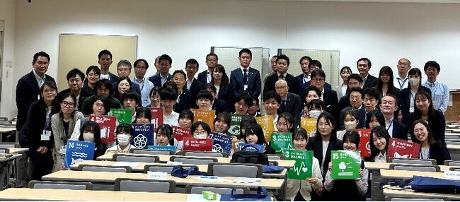 ◆高校生が描く2030年への道！SDGsをテーマに企業・団体と交流◆ 関西大学高等部SDGsフォーラム2025を開催