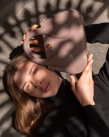 Gamberini Bag、アイコニックなChloe Bagに新色「ライラックアッシュ」と「チェスナット」を追加発表