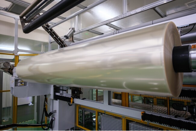 2,500mm幅対応のコーティング装置の稼働により生産能力を15%以上向上