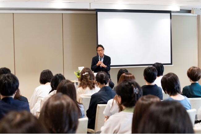 【イベントレポート・動画公開】政治学者・姜尚中氏『最後の講義　完全版　政治学者　姜尚中』発売記念イベント「ミニトークショー＆サイン会」
