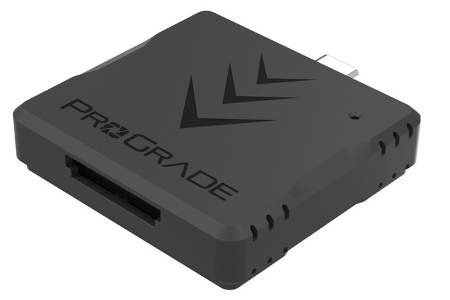 USB3.2 Gen2対応CFexpress Type Aシングルスロット・ポータブルカードリーダー（PGM12）を販売開始