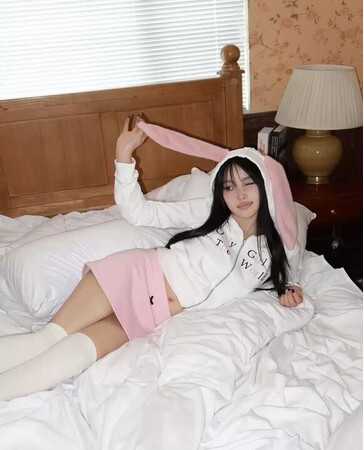 NewJeans, i-dle, NIMIXXが着用で話題沸騰！ 中国発ガーリー×ストリートブランド「eat me plz（イートミープリーズ）」が60% (シックスティーパーセント）に新規入店。