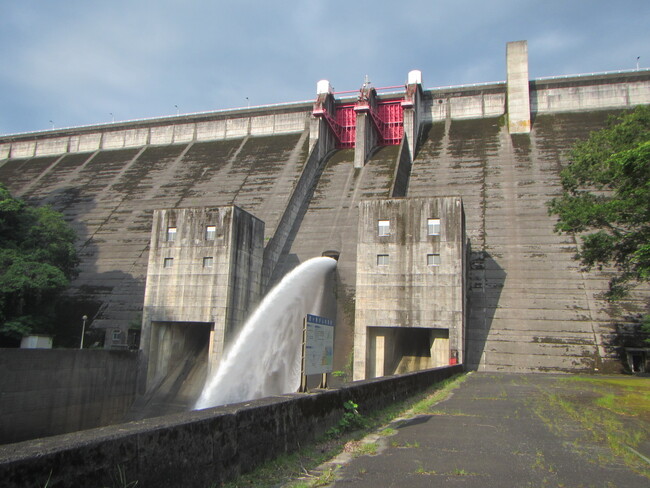 【JAF三重】普段は入ることができない君ケ野ダムの施設を見学！「大迫力！ダム探検ツアー」を開催します