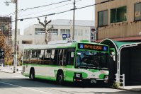 神戸市バス7系統の利用者にスポットをあてた広告企画『みんなの「わたしの7系統」』を7月1日より実施