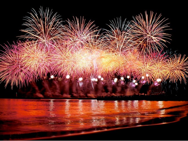 “花火の場所取り”不要！ 熱海・伊豆山温泉の旅館が花火大会専用観覧席＆送迎付きプラン販売｜2025年7月～8月