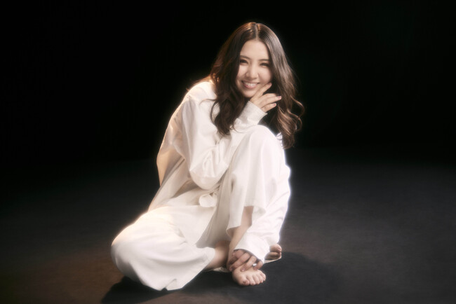 10月より開催する阿部真央 ホールツアー2025 - On My Way Home - の追加公演がアコースティックツアーとして開催決定！ファンクラブ会員先行受付開始！