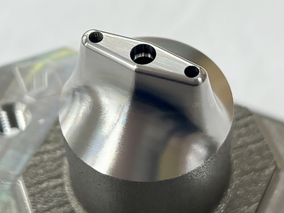 造形品の変形を抑制するとともに、切削性を向上した金属3Dプリンタ用粉末材料「HYPER21」販売開始
