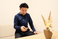 夏の新定番、「洋服の青山」×「着るヒヤロン」 初のコラボ企画
涼しさを追求したドライメッシュパーカーを発売
