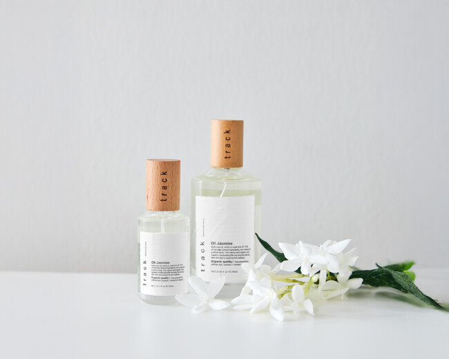 【NEW RELEASE】ふわっと香り、さらりと整う。trackより新オイル「track Oil Jasmine」が新登場！