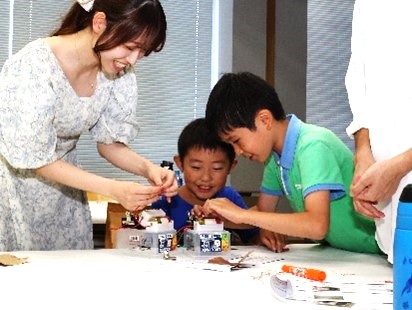 明治大学理工学部が小中学生対象「夏休み科学教室」を開催―大学のキャンパスで実験・実習・工作を体験しよう！―
