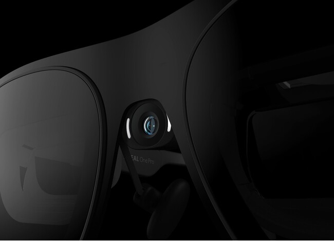 XREAL Oneで写真と動画が撮影できるカメラ型新アクセサリ　「XREAL Eye」販売開始　装着するだけで６DoF に拡張、好きな距離で空間ディスプレイを配置