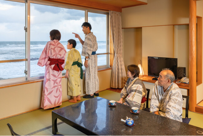 雨の日も安心！湯野浜海水浴場まで徒歩30秒「海辺のお宿 一久」にて夏の館内イベントを開催｜毎年恒例、海水浴を楽しむ7大特典も同時開催中
