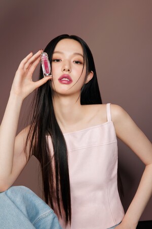 重ねるたびに美しく艶めく、【Laka】より新しいティントが誕生!