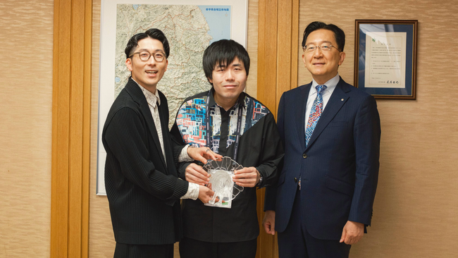 【岩手から世界へ】ヘラルボニー、カンヌライオンズ・ゴールド受賞を岩手県知事に報告。