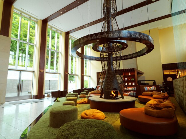 【鶴雅グループ創業70周年記念】定山渓 鶴雅リゾートスパ 森の謌で、記念ラベル「ジョセフ・ペリエ」フルボトル付き宿泊プランを販売開始！