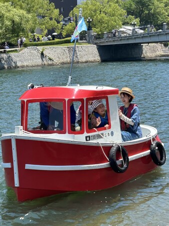 世界初！ソーラーEVミニタグボート完成