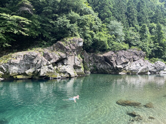 岐阜県の限界集落から“人生に余白”をつくる挑戦。--前売り券販売300万円を突破！ITADORI SAUNAが手がける宿泊施設「YOHAKU」、2025年7月グランドオープン決定！