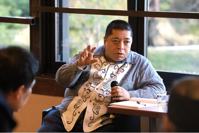 佐藤優が直伝、激動時代に生き残るための「情報のつかみ方」と「世界の読み方」。「インテリジェンス×編集工学」を身につけるプログラムを開催します。