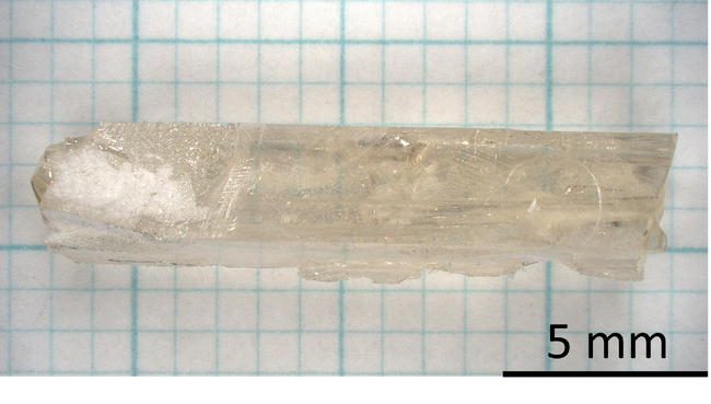 ルチル型二酸化ゲルマニウムのバルク結晶の合成に成功